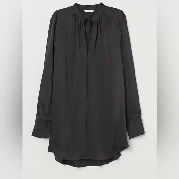 H&M Tops - H&M Long Flowing Black Blouse Women’s Size 14 NWT